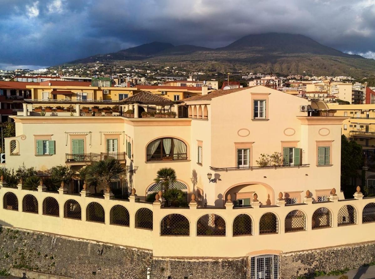 Casa Raiola Ercolano Luxury Rooms & Spa Екстериор снимка